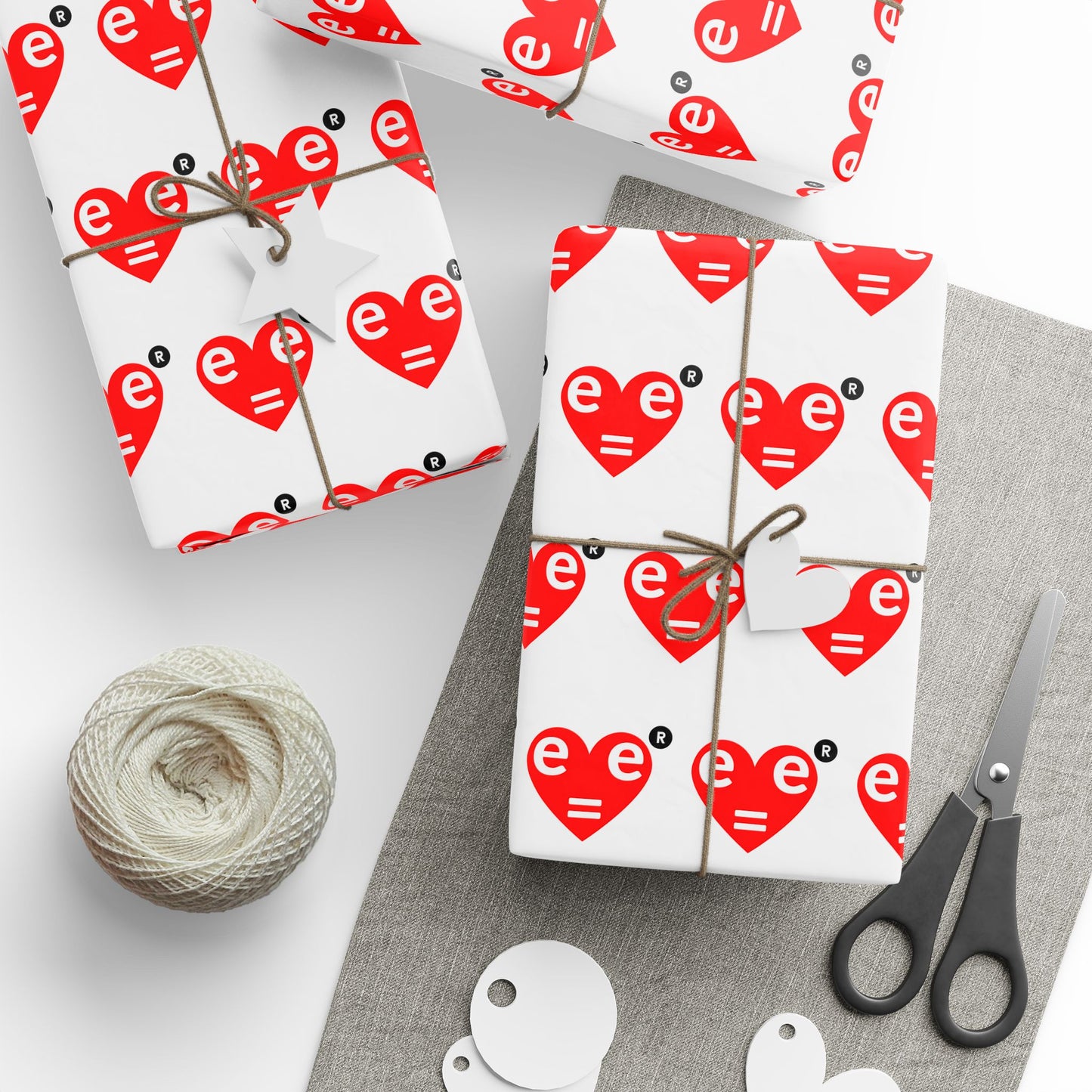 Red Heart Pattern Wrapping Paper Roll — Gift Wrap