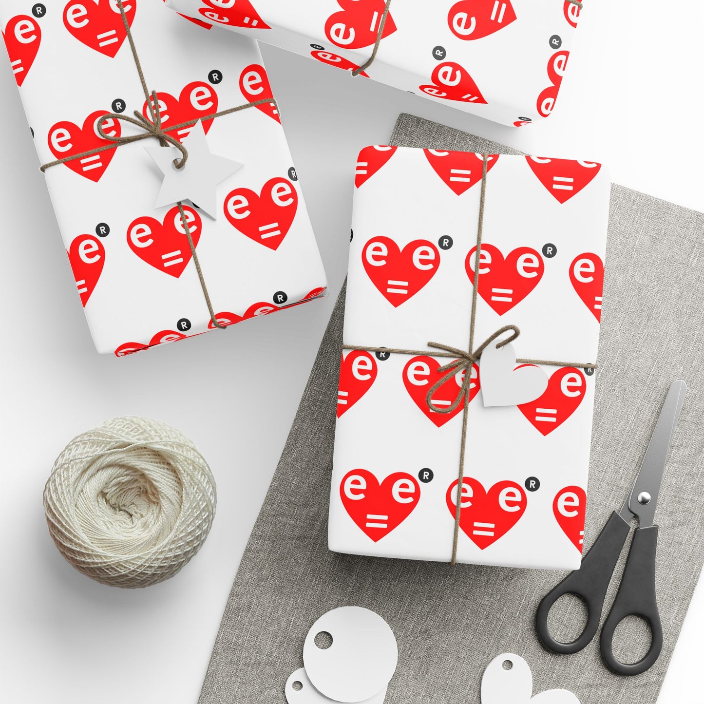 Red Heart Pattern Wrapping Paper Roll — Gift Wrap